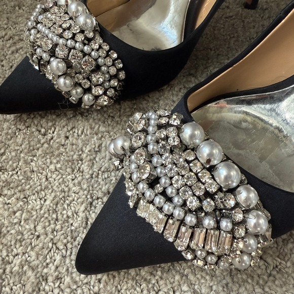 Badgley Mischka Olga Black Satin Embellished Pointed Toe Pumps Heels Size 6 - Picture 3 of 10